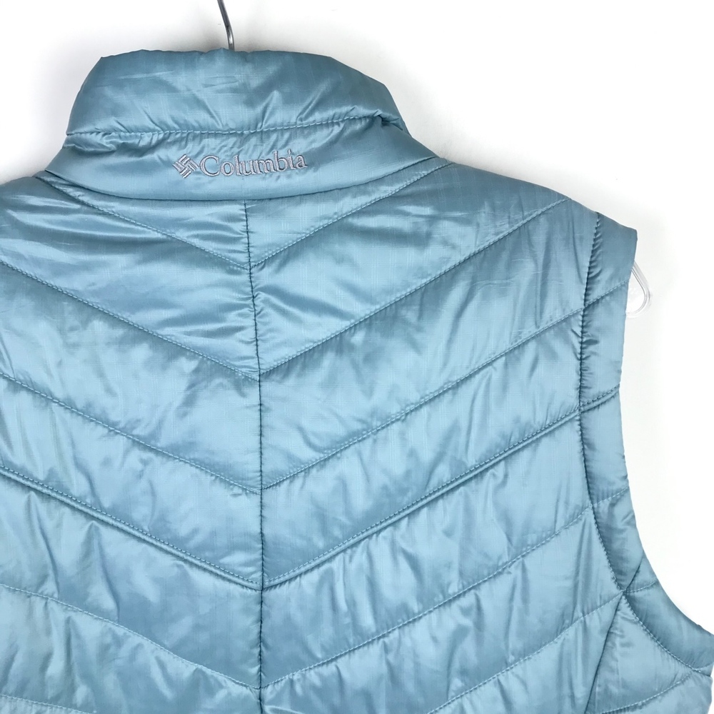 Columbia Women's Blue Quilted Vest - Picture 7 of 7